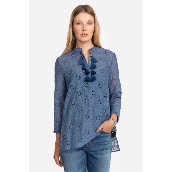 Johnny Was Vidya Eyelet Blue Blouse Tunic Medium perfect condition. - Picture 3 of 5